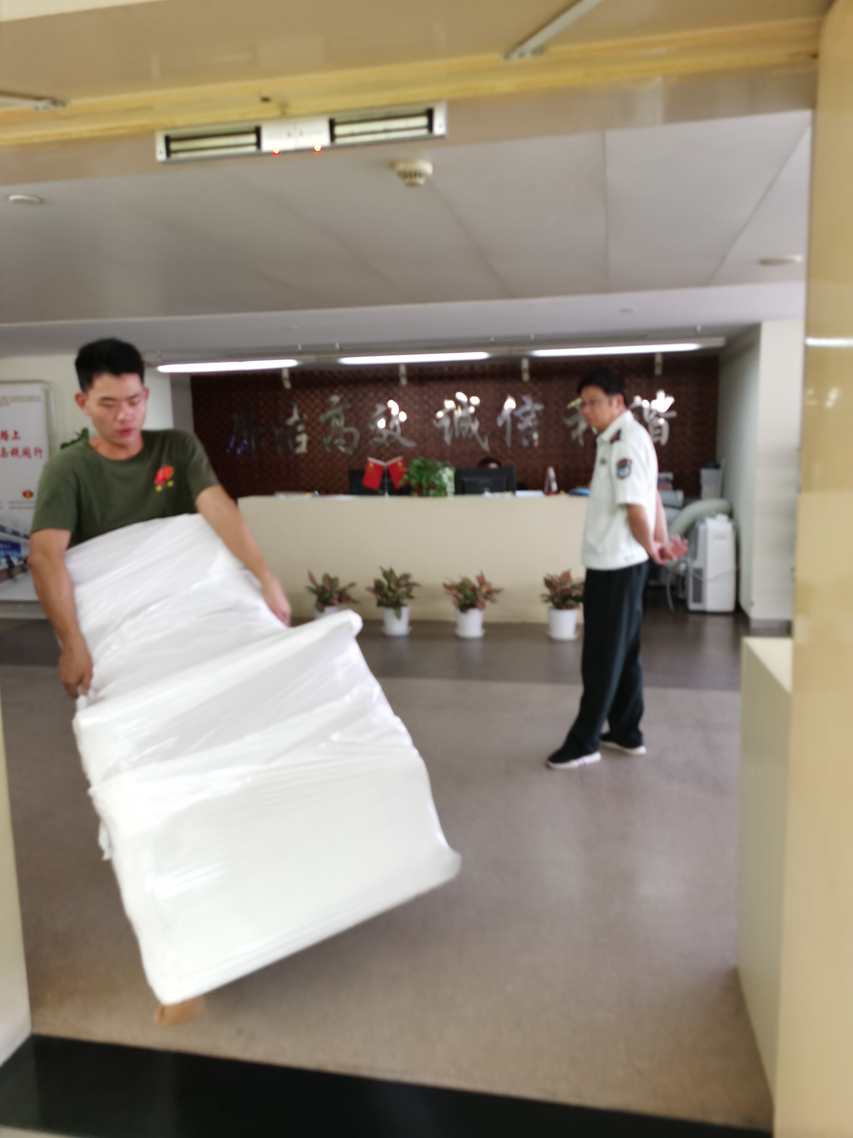 上海軍人搬家